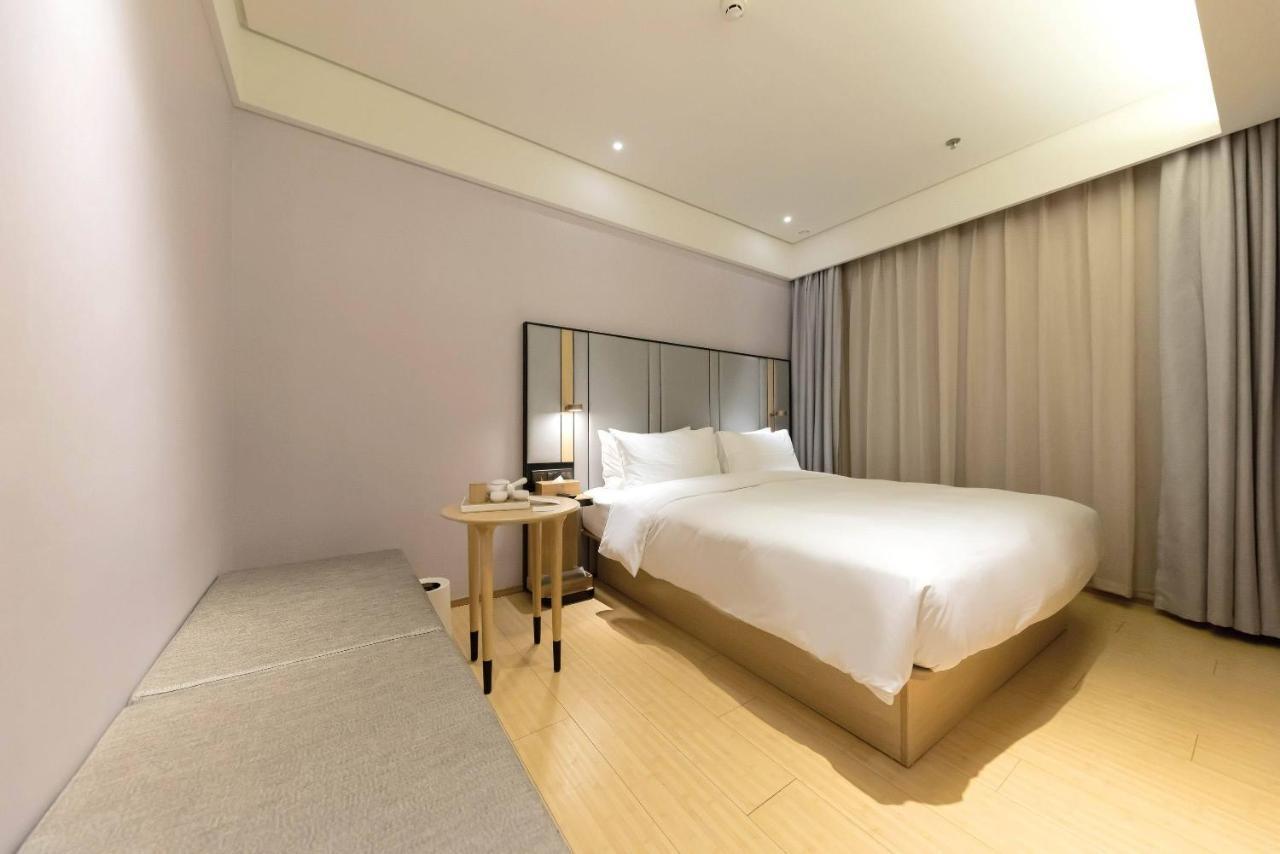 Ji Hotel Shanghai Buitenkant foto